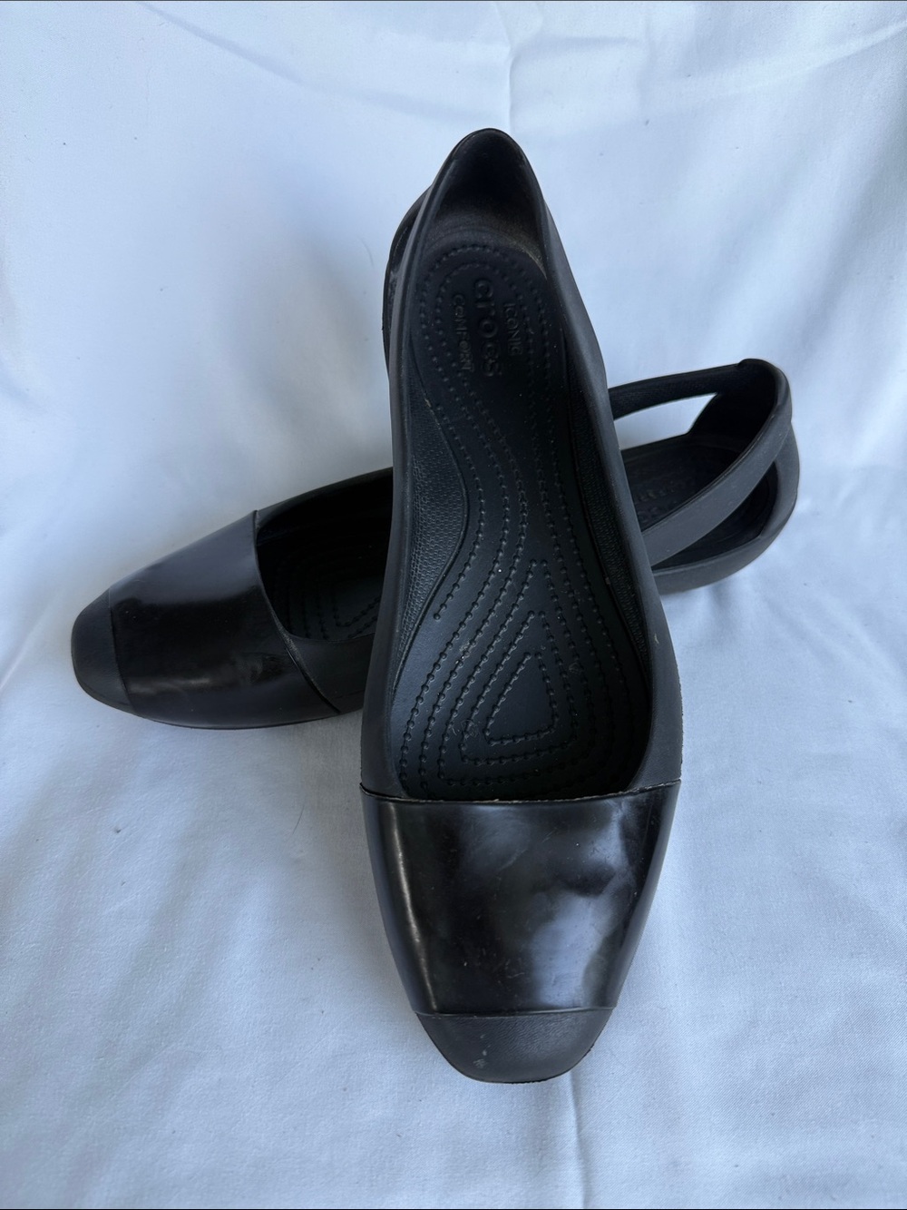 CROCS Women's Black Slip-On Square-Toe Flats, Size 9